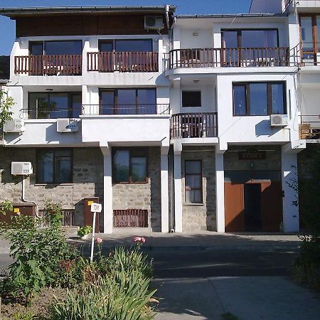 נסבר Guest House Tony מראה חיצוני תמונה